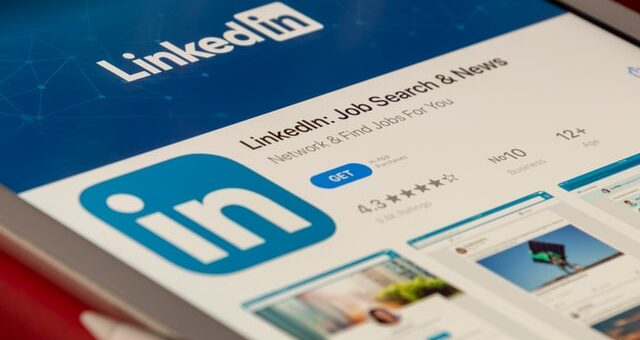 How to Use LinkedIn to Land a Job