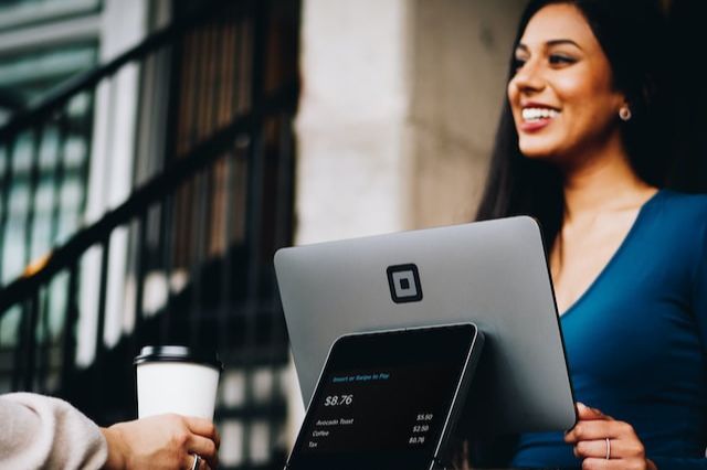 What Customer Service Skills Do I Need to Get Employed?